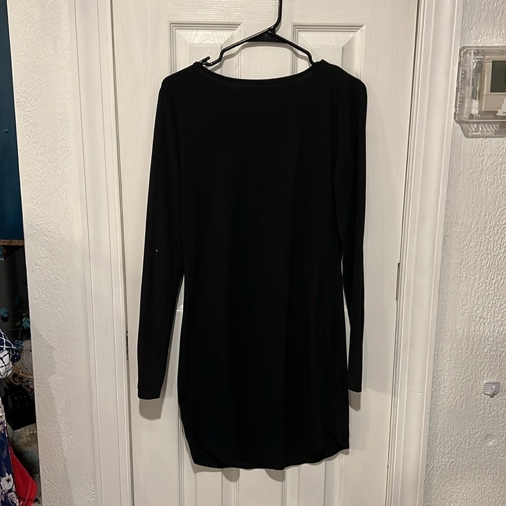 Women’s Derek heart dress - Picture 3 of 3